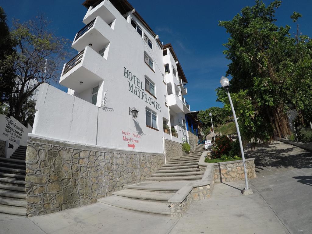 פוארטו אסקונדידו Hotel Mayflower מראה חיצוני תמונה