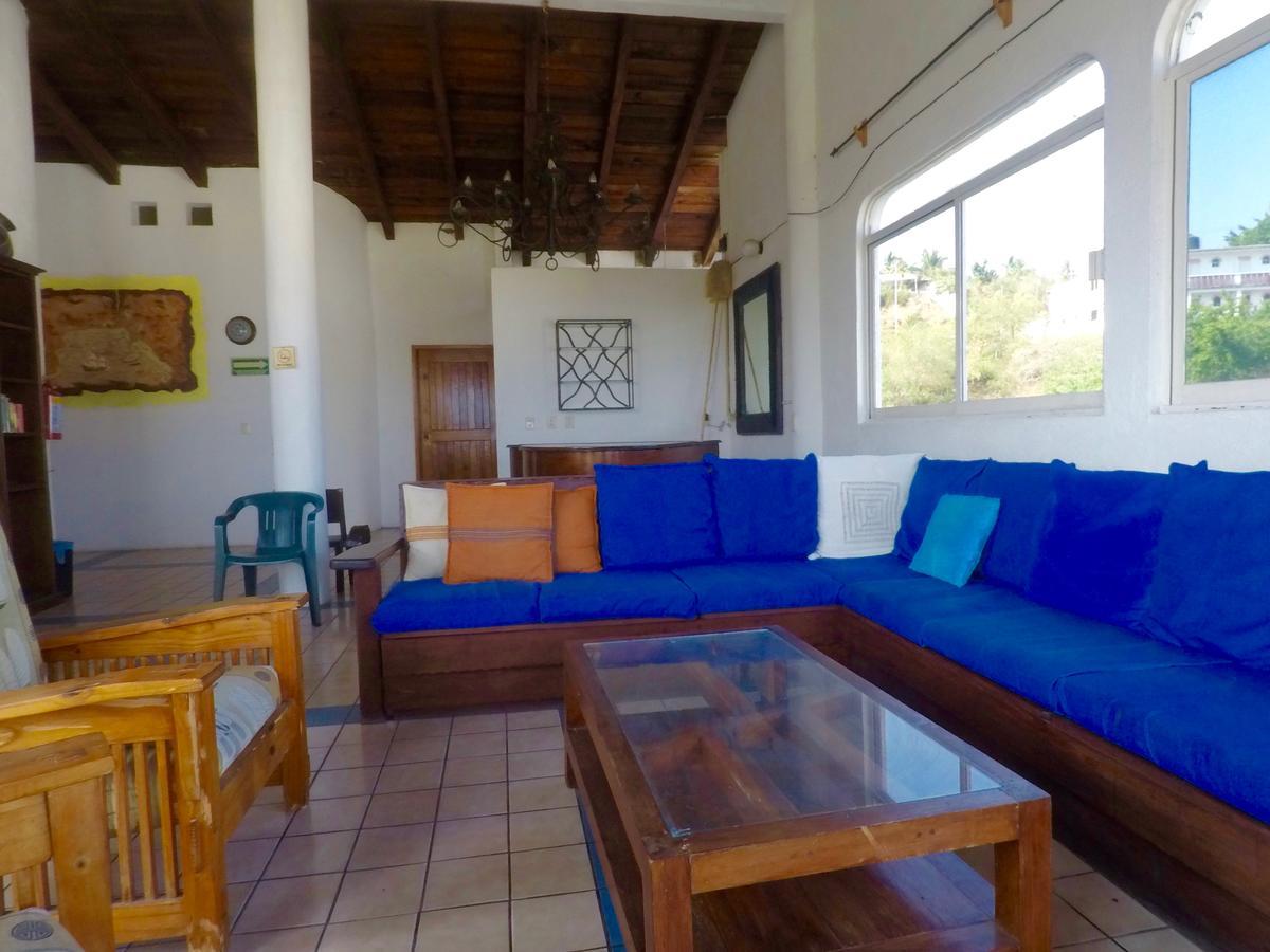 פוארטו אסקונדידו Hotel Mayflower מראה חיצוני תמונה